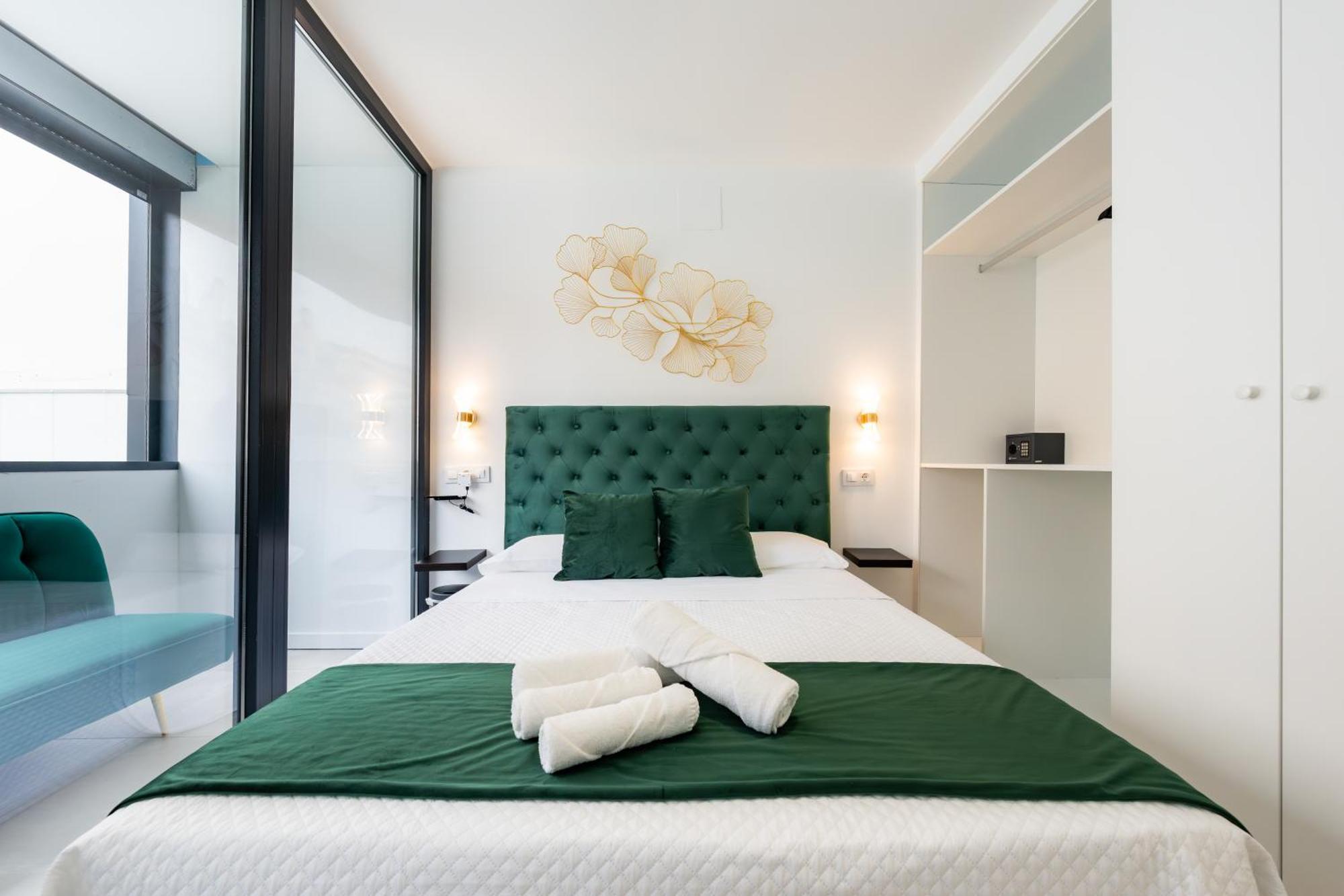 Lemon Apartment & Hotels Bernabeu Мадрид Экстерьер фото